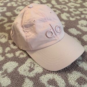 Ballet Pink ALO Yoga Off-Duty women’s adjustable hat clean girl athleisure